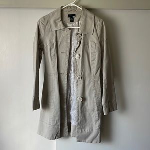 Staple trench coat